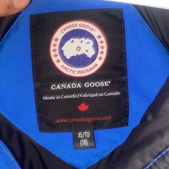 Canada goose boys jacket blue - Picture 5 of 8